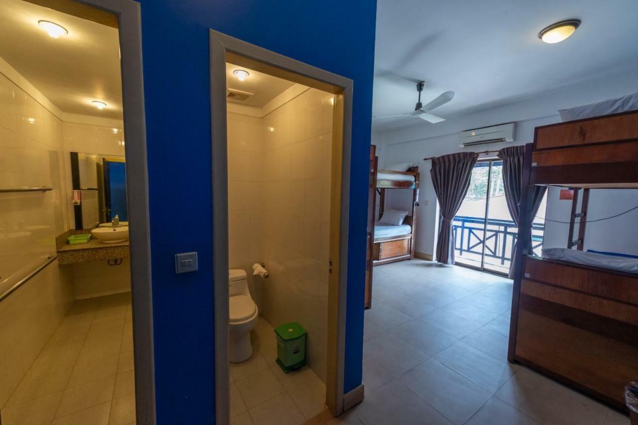 Gz Plan B Hostel Сиемрип Экстерьер фото