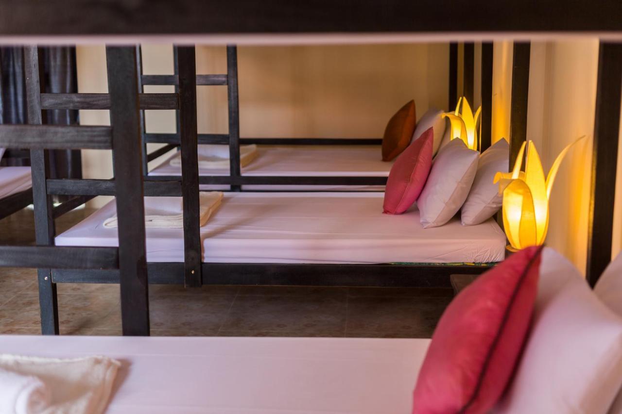 Gz Plan B Hostel Сиемрип Экстерьер фото
