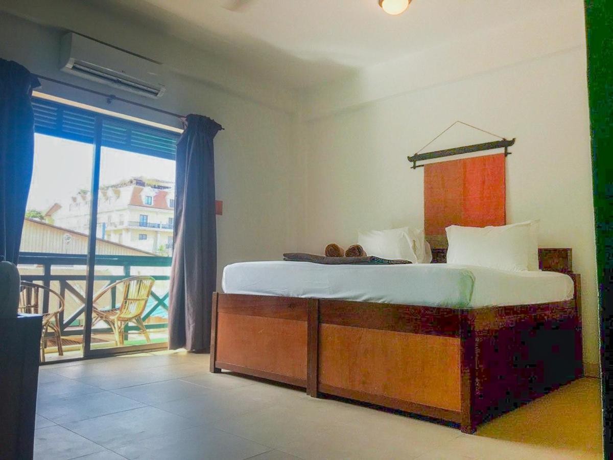 Gz Plan B Hostel Сиемрип Экстерьер фото